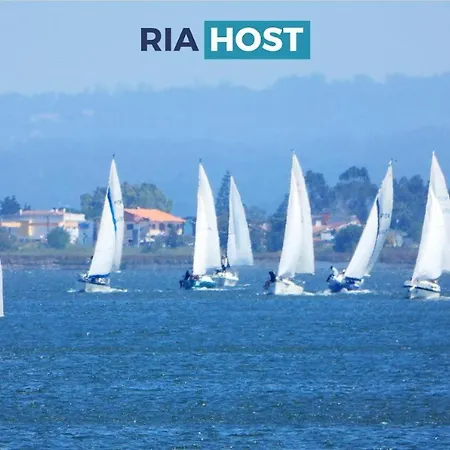 Ria Lounge House *