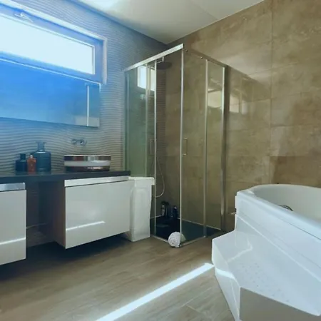 Homestay Ria Lounge House